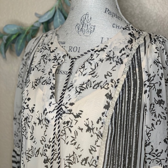 Anthropologie ~ Talulah Tiered Midi Dress Medium - Picture 2 of 14